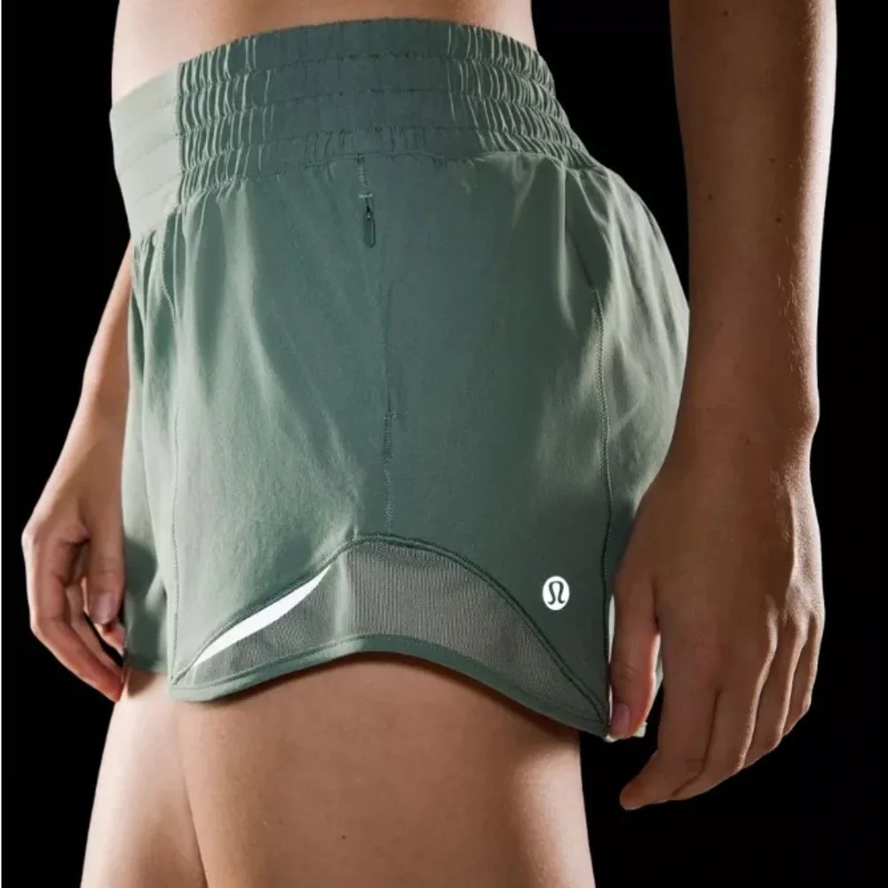 lululemon Hotty Hot 4” Lined Shorts